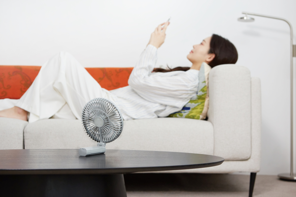 (預購) CLAYMORE 加大手持折疊風扇