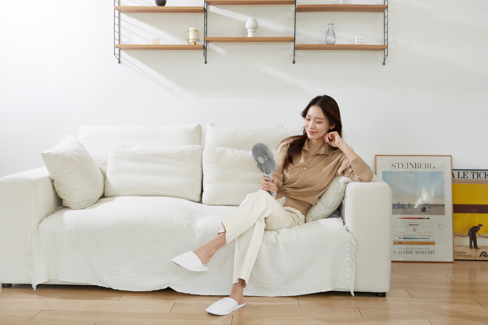 (預購) CLAYMORE 加大手持折疊風扇