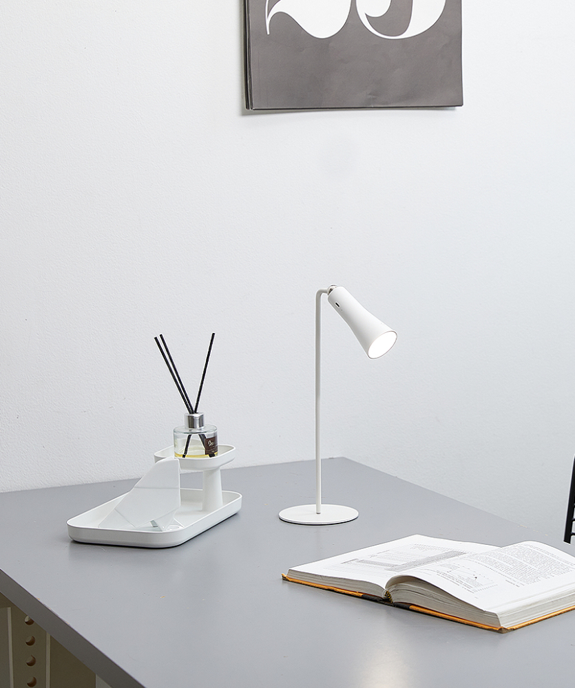 (預購) PRISM LED多功能無線磁吸桌燈