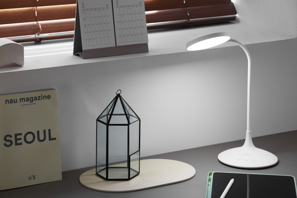 (預購) PRISM LED無線4020桌燈-白